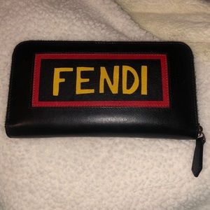leather zipper wallet